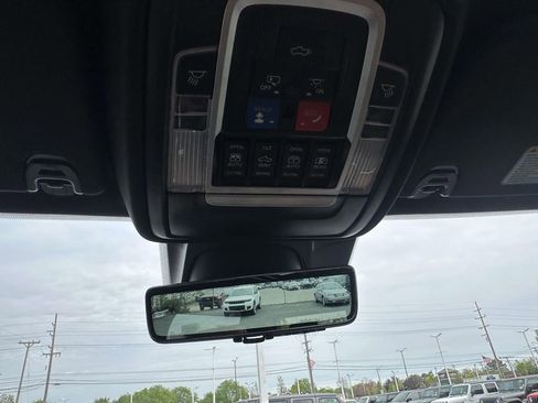 Used 2024 RAM 1500 Limited AWD/4WD image 36
