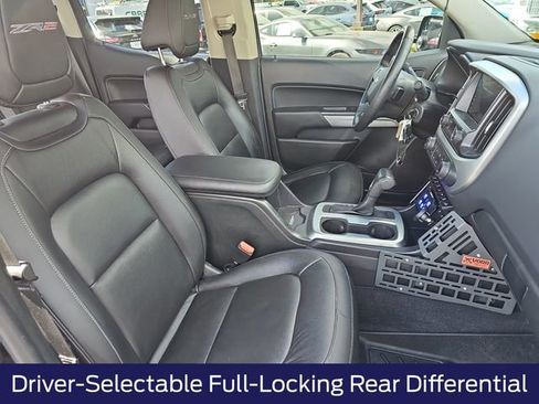 Used 2020 Chevrolet Colorado ZR2 w/ ZR2 Midnight Special Edition image 12