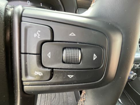 Used 2024 GMC Yukon AT4 w/ AT4 Premium Plus Package image 19