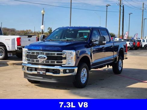 New 2026 Ford F250 XLT w/ FX4 Off-Road Package image 3