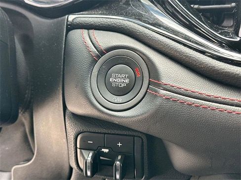 Used 2024 Dodge Durango GT image 31