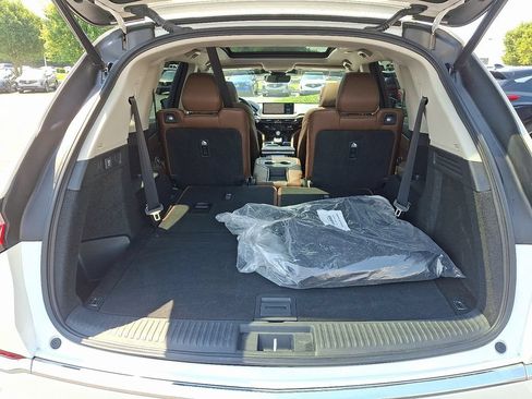 Certified 2024 Acura MDX SH-AWD w/ Technology Package image 31