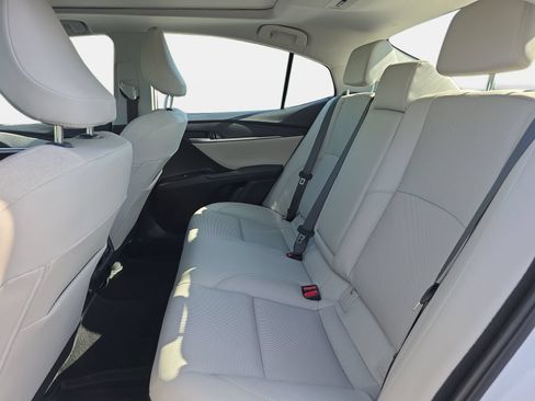 Used 2026 Toyota Camry XLE w/ Premium Plus Package FWD image 13