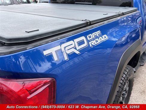 Used 2017 Toyota Tacoma TRD Off-Road RWD image 30