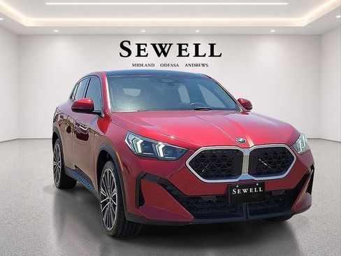 Used 2024 BMW X2 xDrive28i w/ Technology Package AWD/4WD image 7