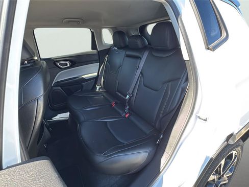Certified 2022 Jeep Compass Limited AWD/4WD image 19