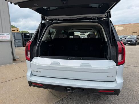 Used 2025 Ford Expedition Max Active AWD/4WD image 5