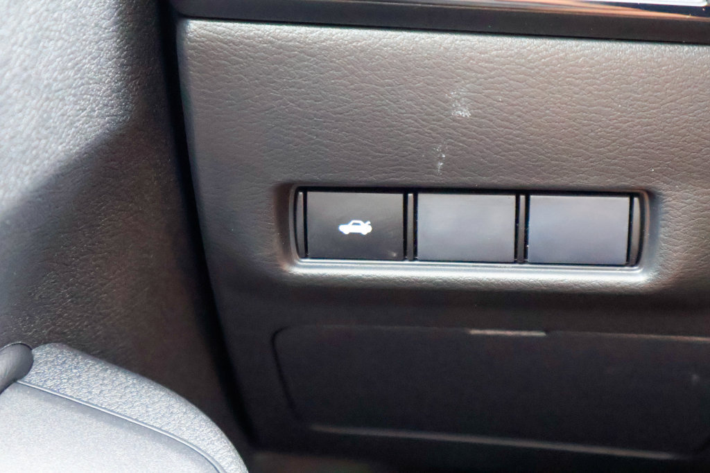 New 2027 Nissan Sentra SV FWD image 15