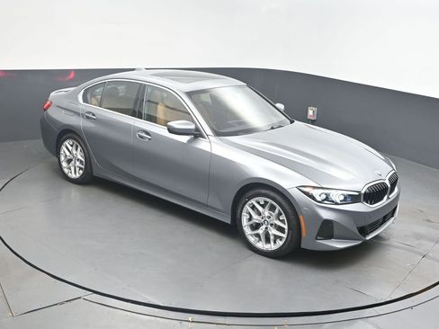 New 2026 BMW 330i Sedan w/ Convenience Package RWD image 37
