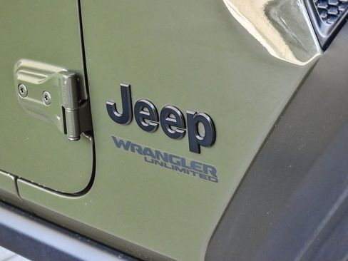 Used 2021 Jeep Wrangler Unlimited Sport image 9