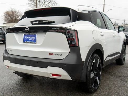 Certified 2025 Nissan Kicks SR AWD/4WD image 5