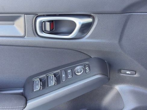 Used 2025 Honda Civic Sport image 30