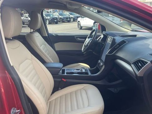 Used 2022 Ford Edge SEL w/ Convenience Package image 13