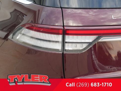 Used 2021 Lincoln Aviator Grand Touring w/ Equipment Group 302A AWD/4WD image 13