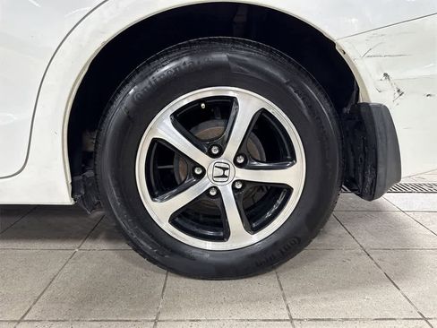 Used 2015 Honda Civic SE image 10