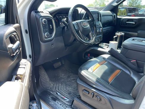 Used 2020 GMC Sierra 1500 AT4 w/ AT4 Preferred Package AWD/4WD image 5