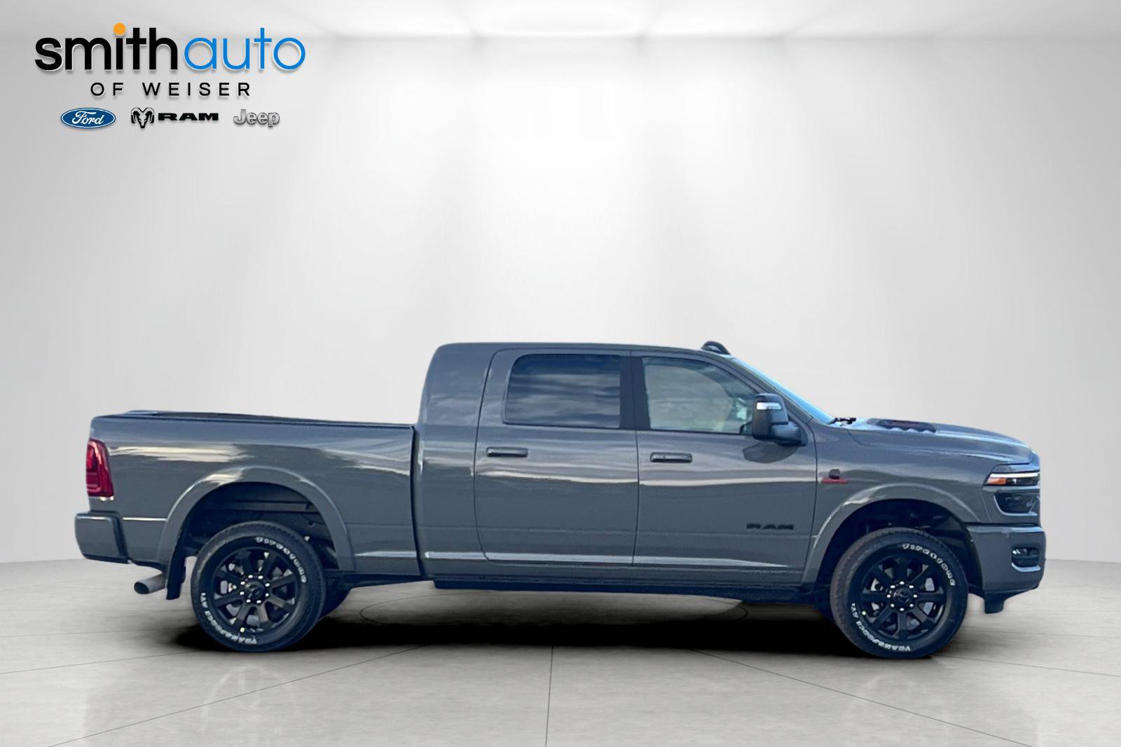 New 2027 RAM 3500 Laramie AWD/4WD image 4