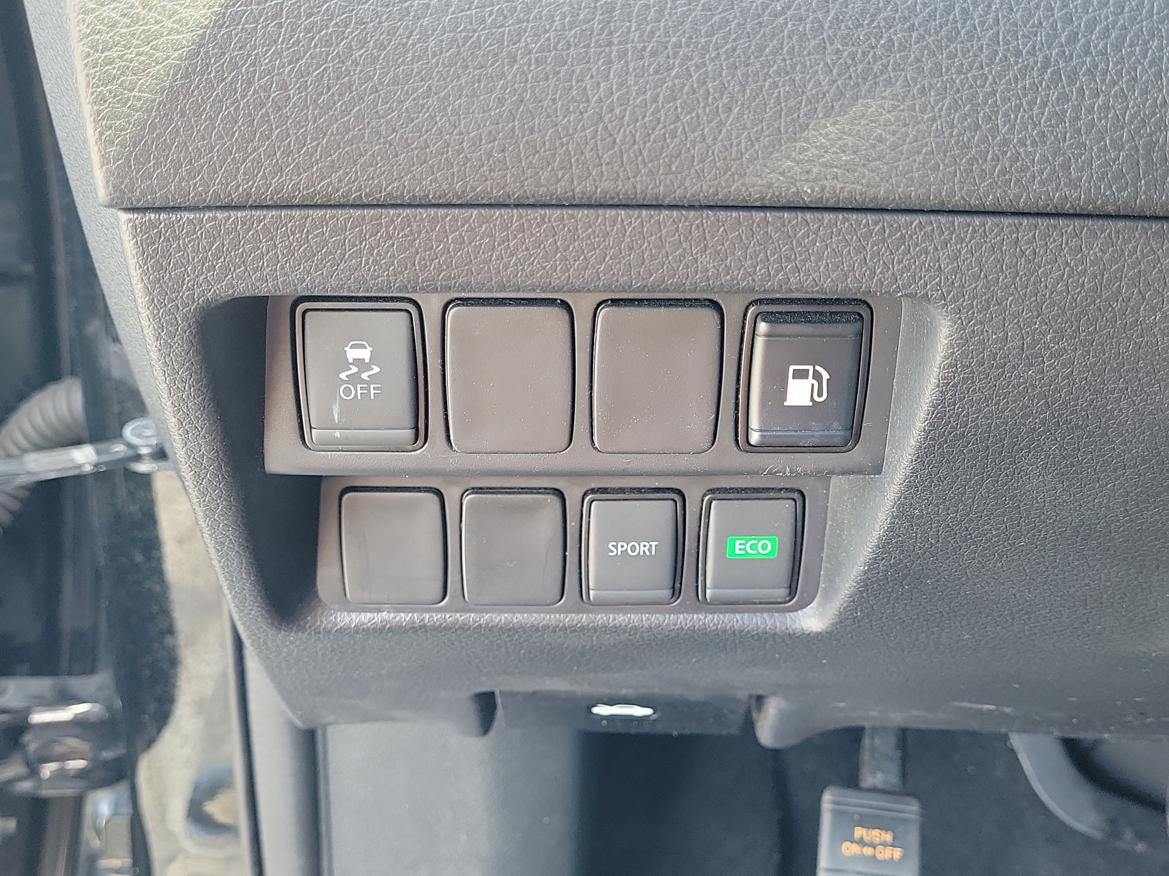 Certified 2018 Nissan Rogue S FWD image 22
