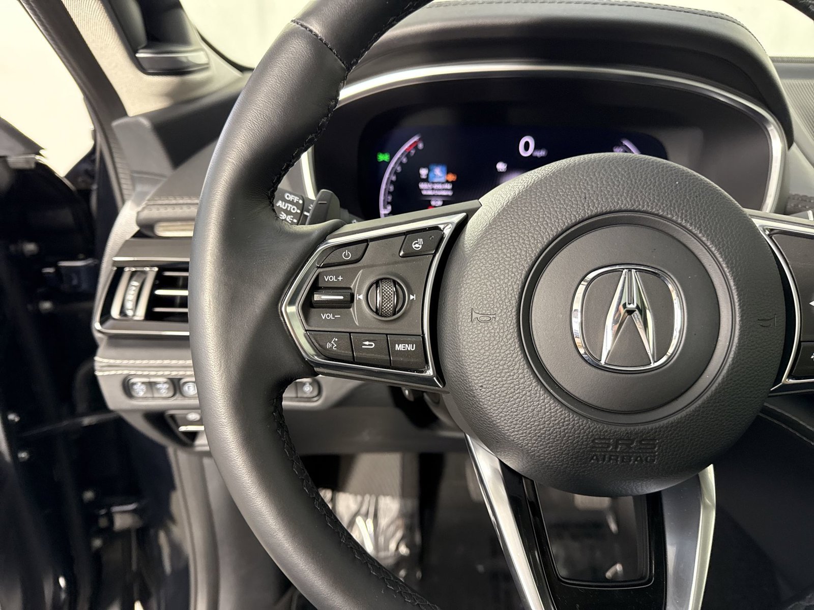 Certified 2026 Acura MDX w/ Advance Package AWD/4WD image 13