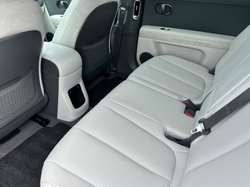 Used 2025 Hyundai Ioniq 5 Limited image 15