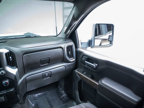Used 2020 Chevrolet Silverado 2500 LT w/ Z71 Off-Road Package AWD/4WD image 8