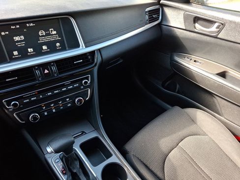 Used 2019 Kia Optima LX FWD image 28