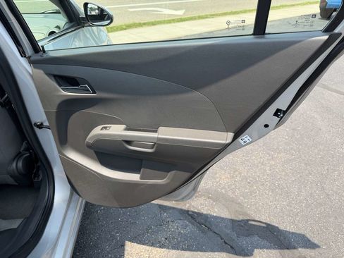 Used 2017 Chevrolet Sonic LT w/ Convenience Package FWD image 17