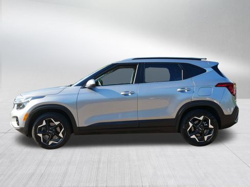 Certified 2024 Kia Seltos EX AWD/4WD image 4