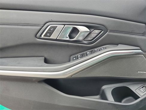 Used 2023 BMW M3 image 22