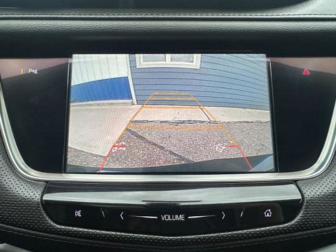 Used 2017 Cadillac XT5 Luxury w/ LPO, Wheel Lock Package AWD/4WD image 38