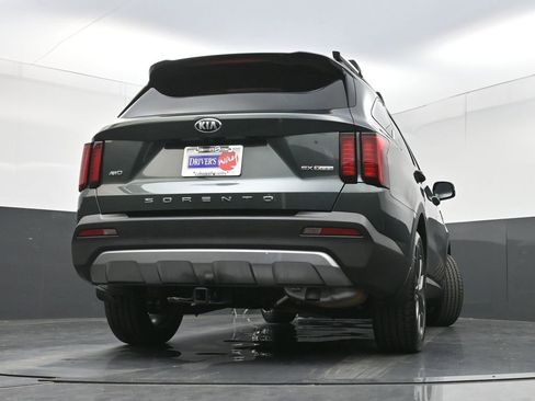Used 2021 Kia Sorento EX w/ EX AWD X-Line Package image 31