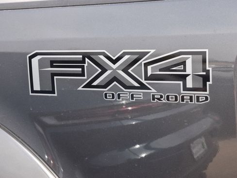 Used 2020 Ford F250 Lariat image 12