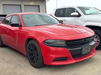 Used 2018 Dodge Charger SXT w/ Blacktop Package RWD video 2