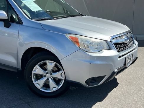 Used 2015 Subaru Forester 2.5i Premium w/ All-Weather Package AWD/4WD image 2