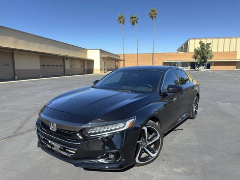 Used 2022 Honda Accord Sport image 3