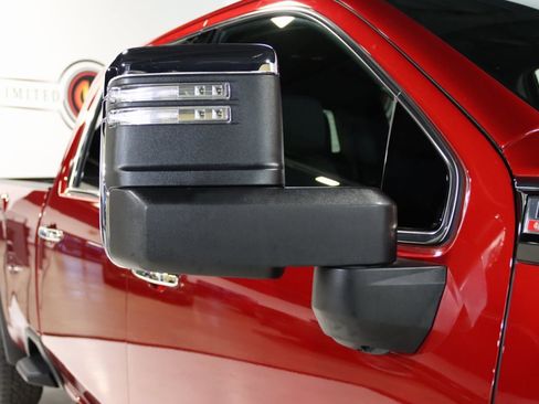 Used 2025 GMC Sierra 3500 SLT w/ SLT Premium Package image 11