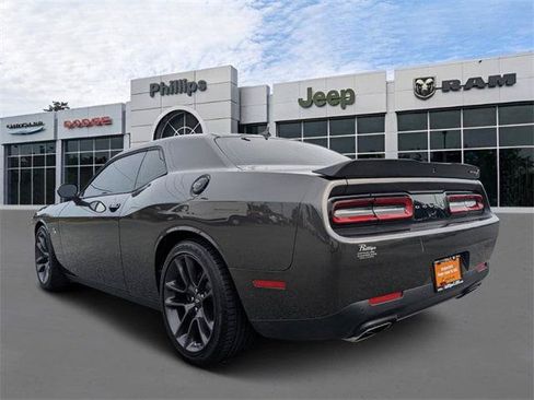 Certified 2020 Dodge Challenger R/T Scat Pack w/ Shaker Package RWD image 5