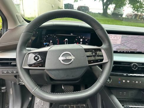 Certified 2025 Nissan Murano Platinum w/ Cargo Package AWD/4WD image 44