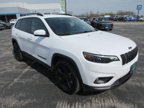 Used 2021 Jeep Cherokee Latitude Plus image 7
