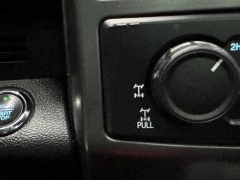Used 2018 Ford F150 Lariat w/ Equipment Group 502A Luxury AWD/4WD image 20