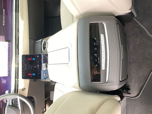 Used 2025 Cadillac Escalade Sport image 26