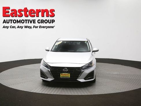 Used 2023 Nissan Altima 2.5 S FWD image 51