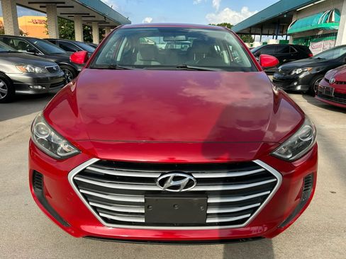 Used 2017 Hyundai Elantra SE FWD image 8