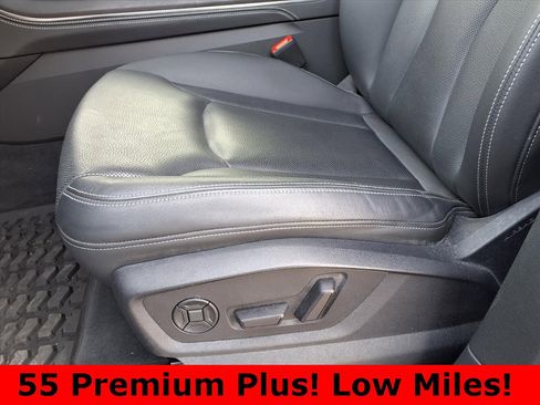Used 2023 Audi Q8 Premium Plus w/ Premium Plus Package image 11