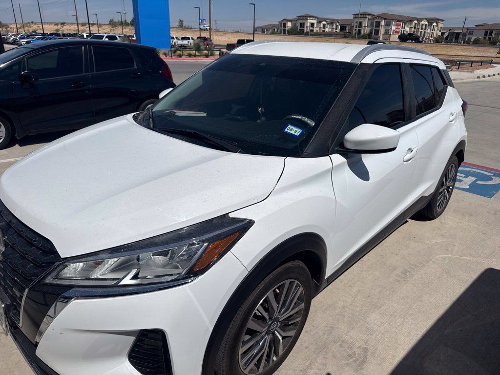 Used 2024 Nissan Kicks SV FWD image 14