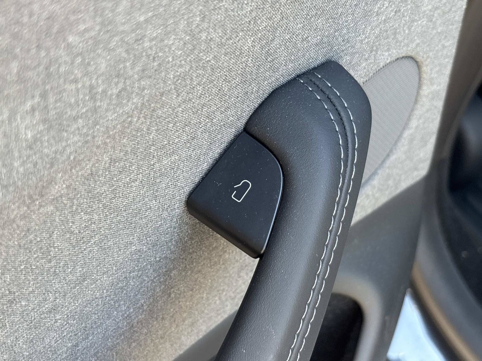 Used 2026 Tesla Model 3 RWD image 28