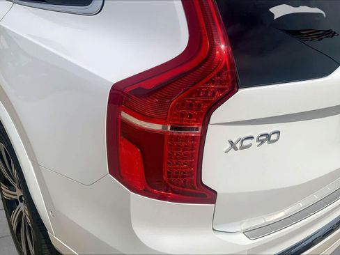 Used 2025 Volvo XC90 B6 Ultra w/ Protection Package Premier AWD/4WD image 28