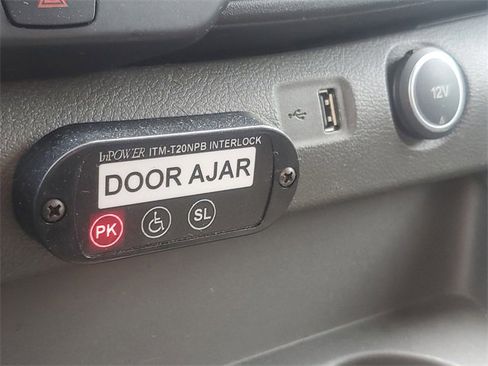 Used 2020 Ford Transit 350 XL image 18