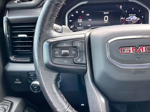 Used 2023 GMC Sierra 1500 AT4 w/ AT4 Preferred Package AWD/4WD image 10