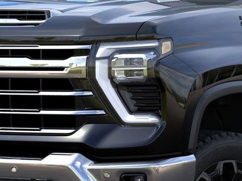New 2026 Chevrolet Silverado 2500 LTZ w/ LTZ Plus Package AWD/4WD image 6